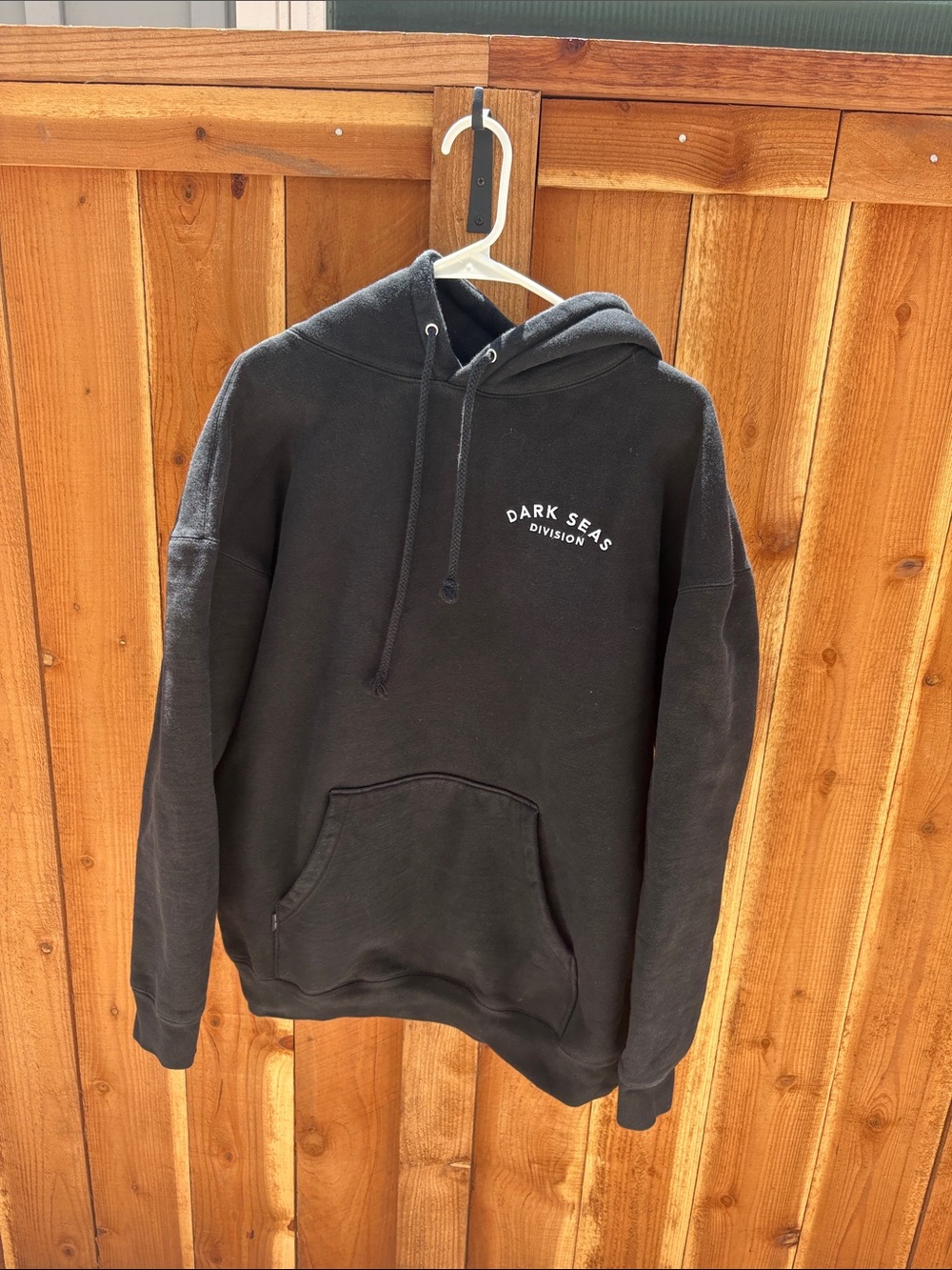 Dark Seas Men’s Black Pullover Hoodie XL